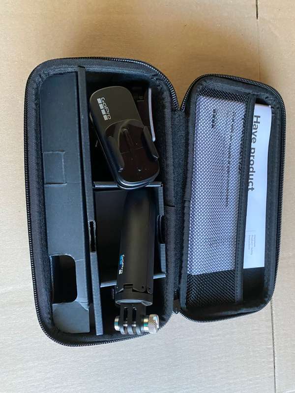 GOPRO CASING WITH  ACESSORES  ACCESSORIES